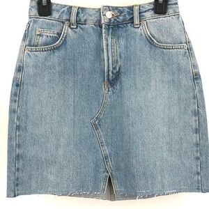 TopShop Moto Size 4 Cut Off Denim Mini Skirt